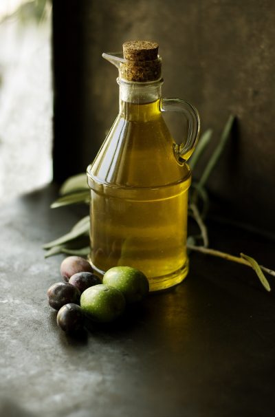 olive-oil-1867229_1280